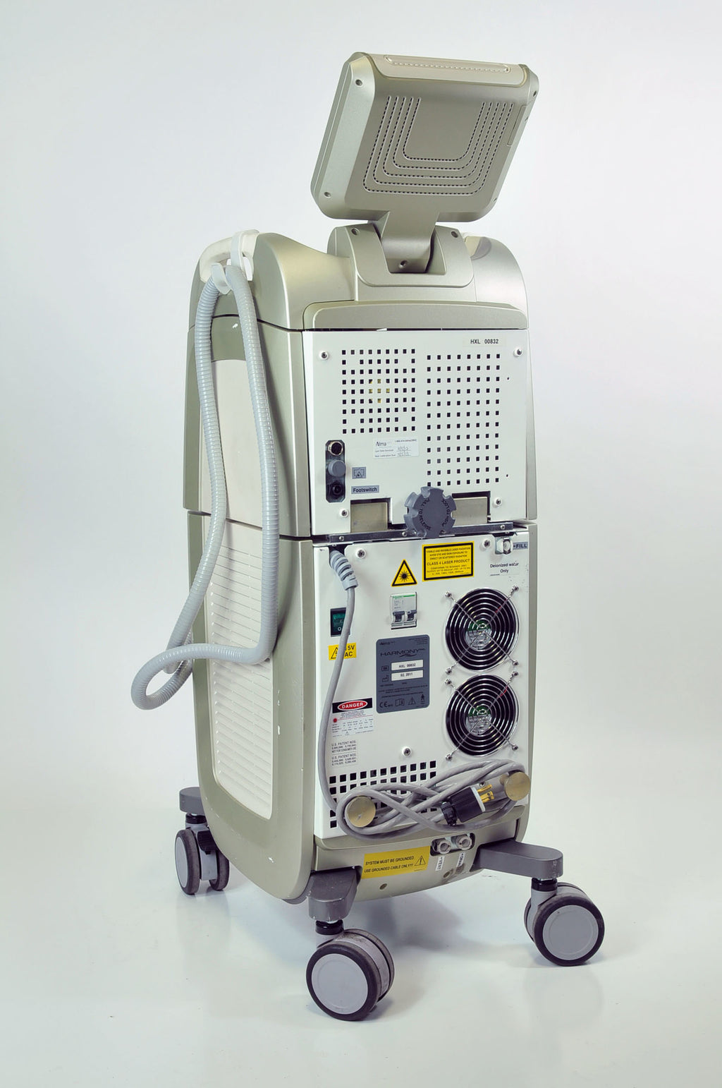 2011 Alma Harmony XL IPL Laser System 2 HandPieces ST Skin Tightening 515 Lesion
