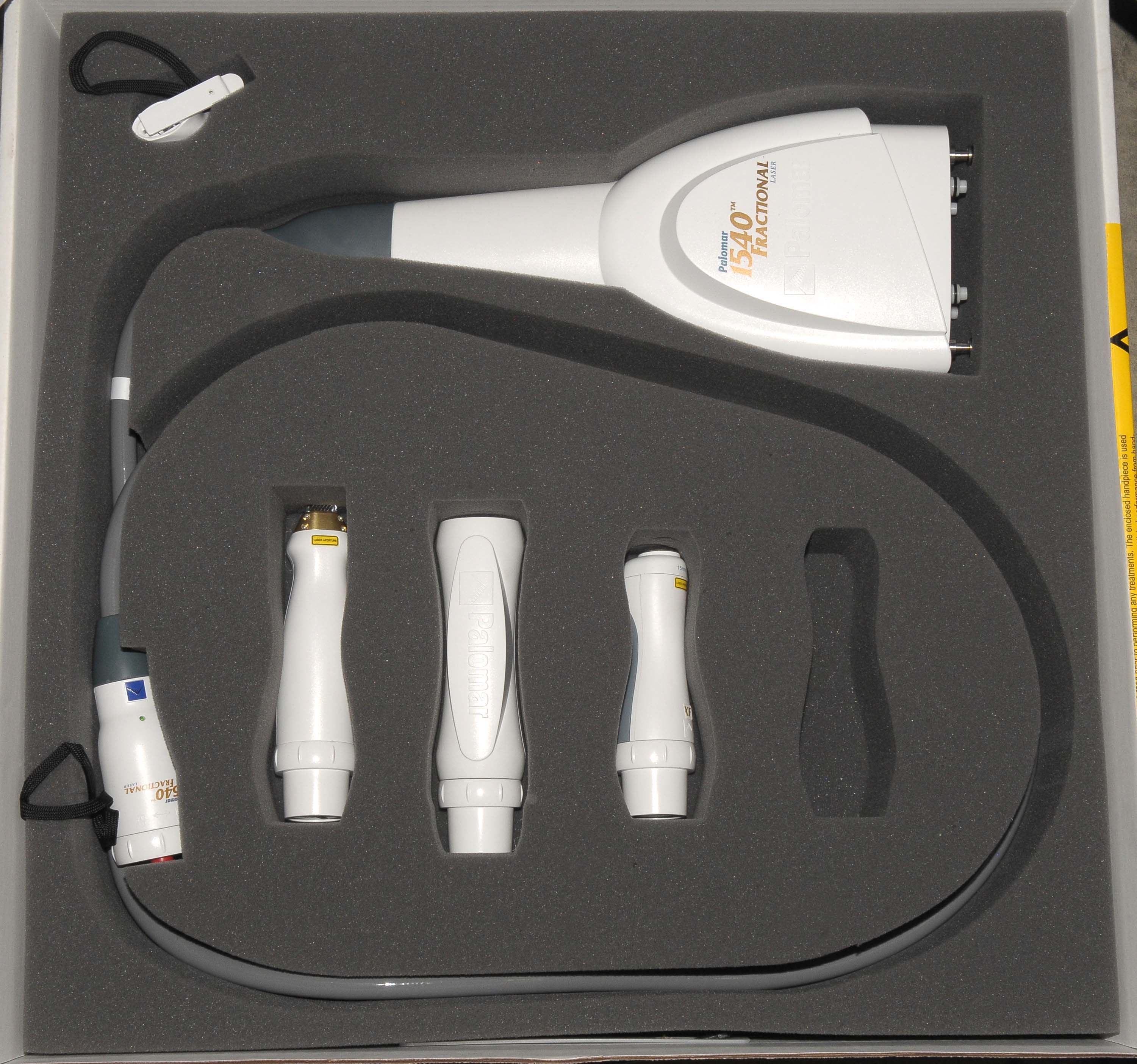 2014 Cynosure Palomar ICON 1540 Fractional Max G R Ys Hand Pieces IPL Laser