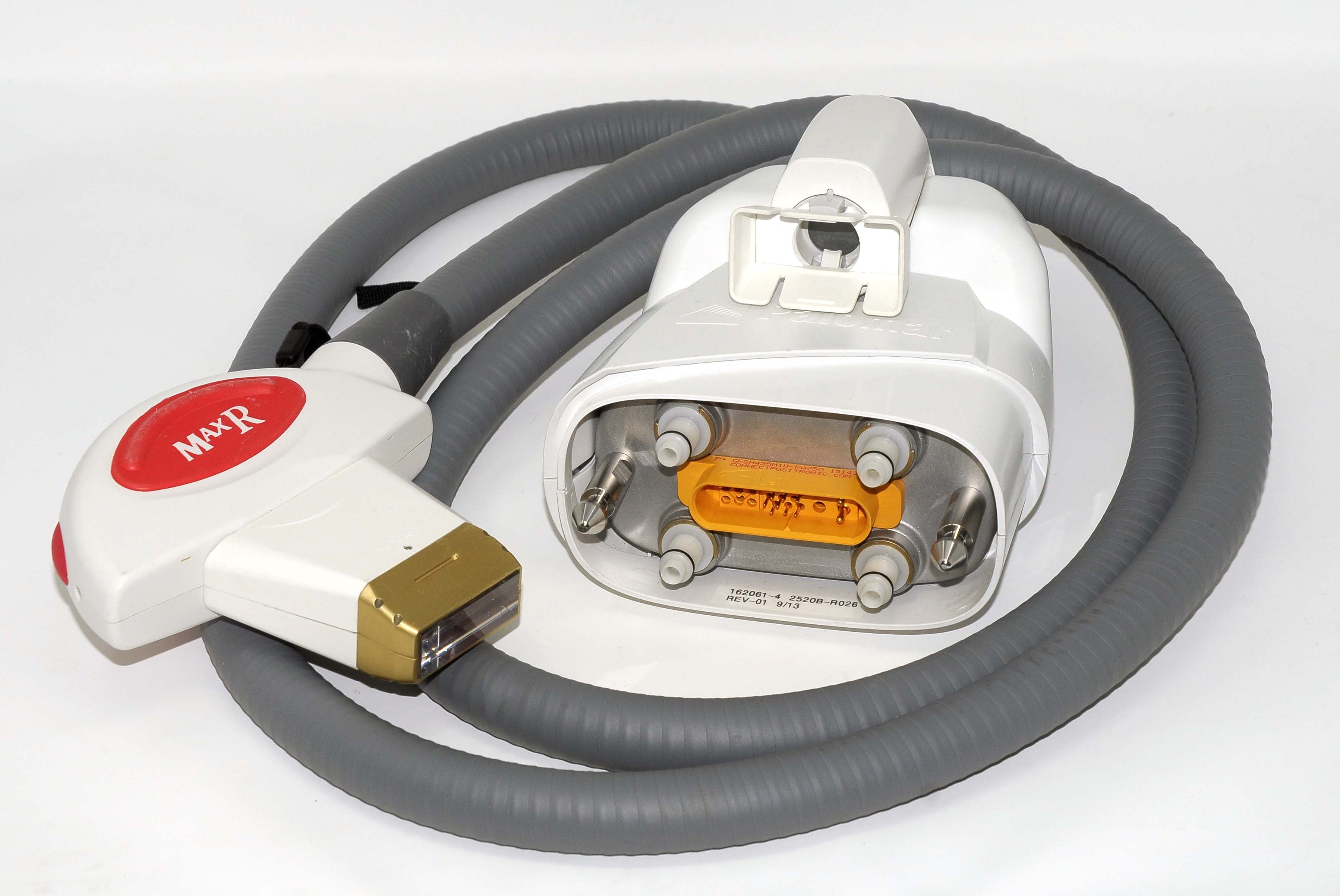 2014 Cynosure Palomar ICON 1540 Fractional Max G R Ys Hand Pieces IPL Laser