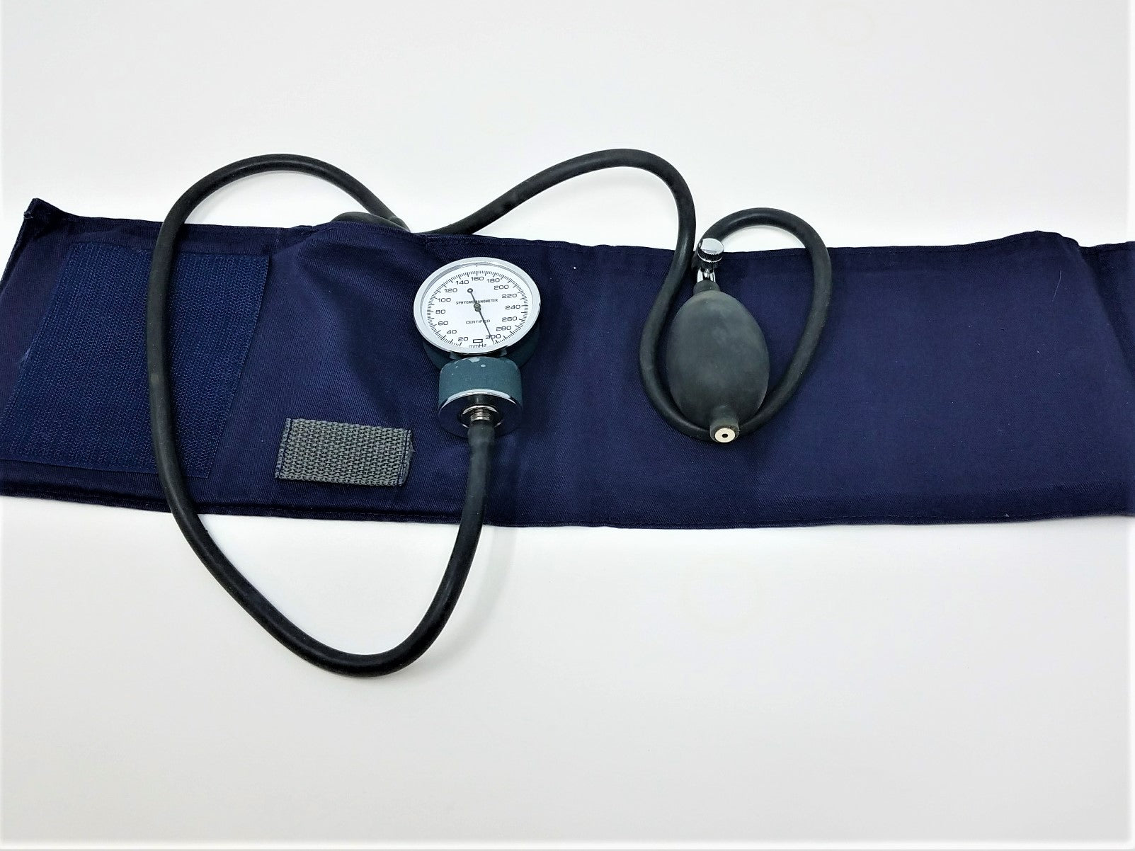 Certified Sphygmomanometer Blood Pressure Cuff with Carry Pouch Bloodpressure