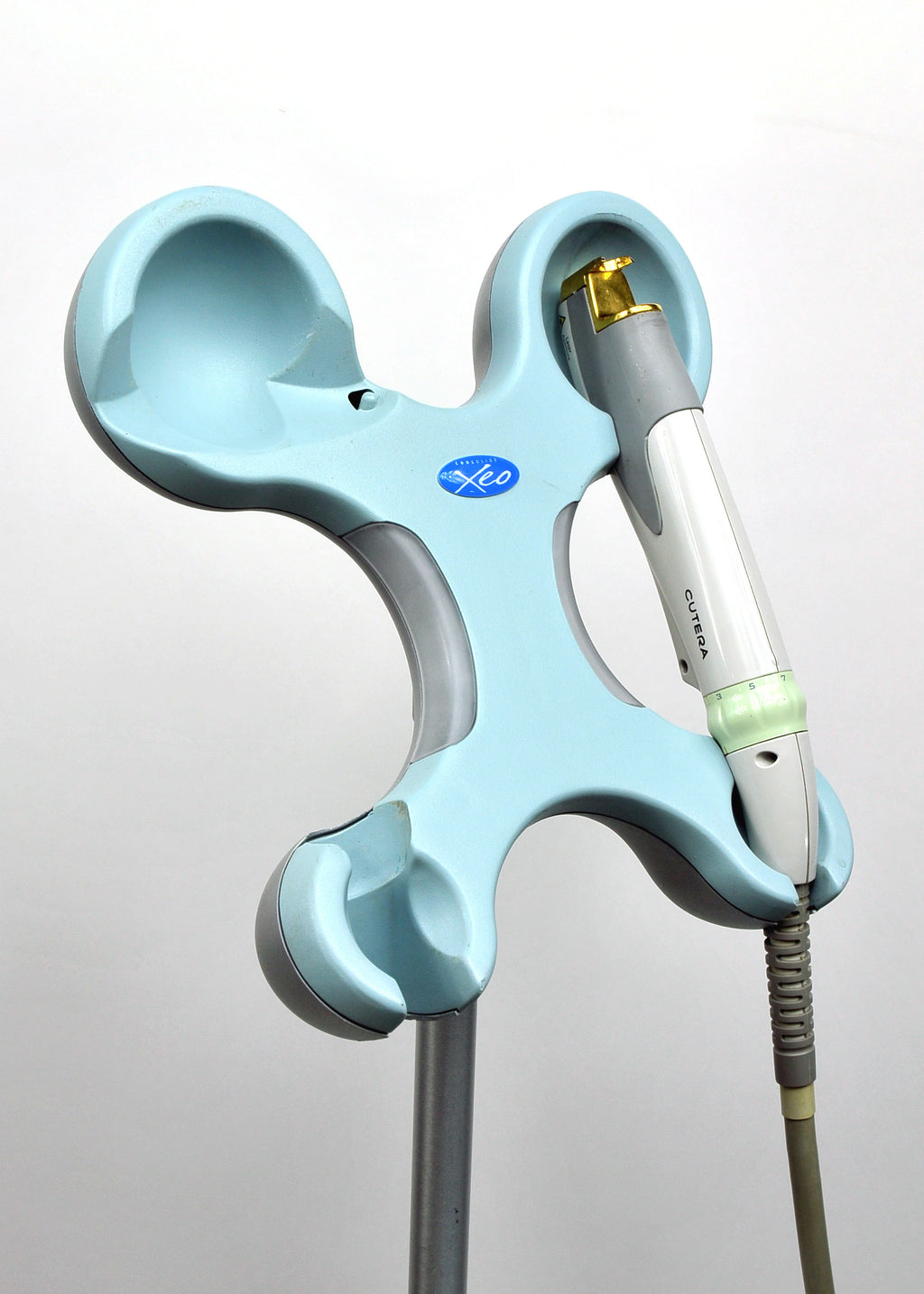 2003 Cutera XEO CoolGlide GENESIS IPL Nd:YAG Laser 1064 Cool Glide