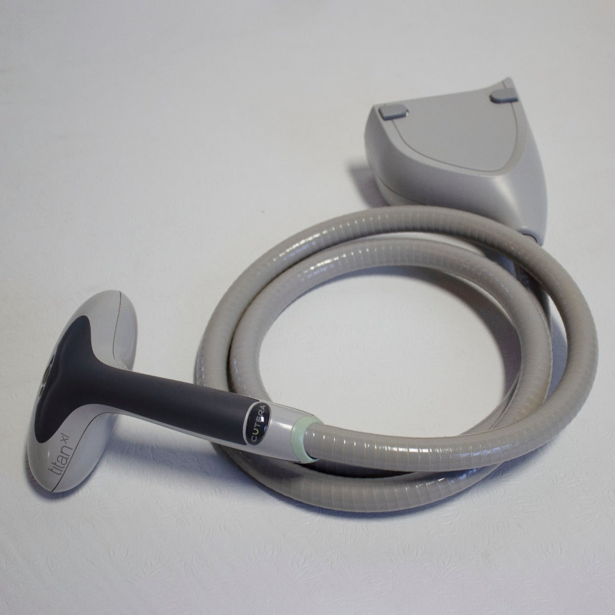 2007 Cutera Xeo Titan XL IPL IR Skin Tightening Wrinkles Reduction Handpiece 4K