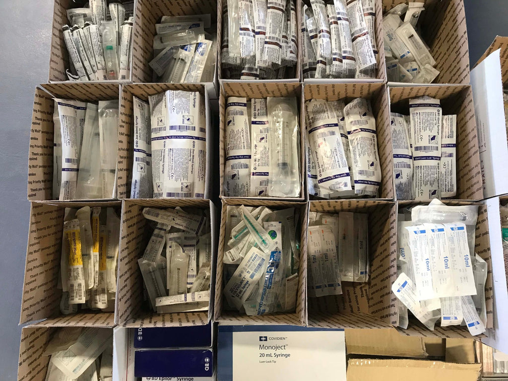 Mixed Size/Expiration Lot of ~4700 Hypodermic Needles & Syringes BD/Henry Schein