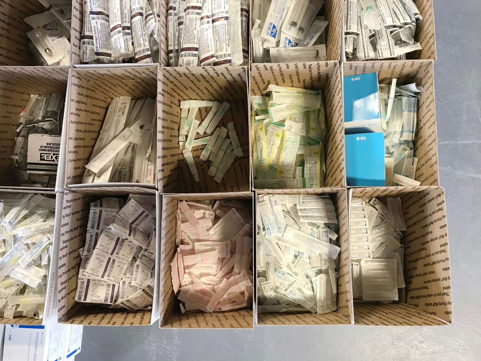 Mixed Size/Expiration Lot of ~4700 Hypodermic Needles & Syringes BD/Henry Schein