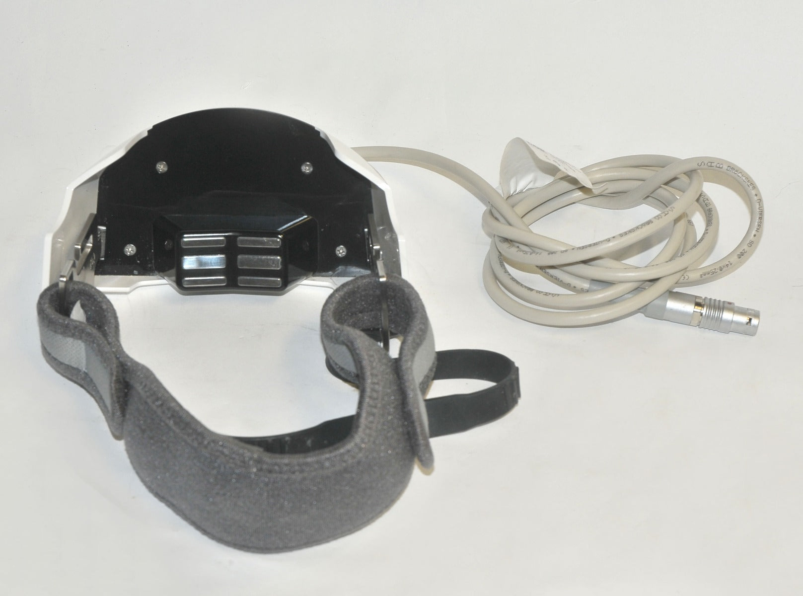 InMode EVOKE RadioFrequency Facial Remodeling Submental Cheek Chin