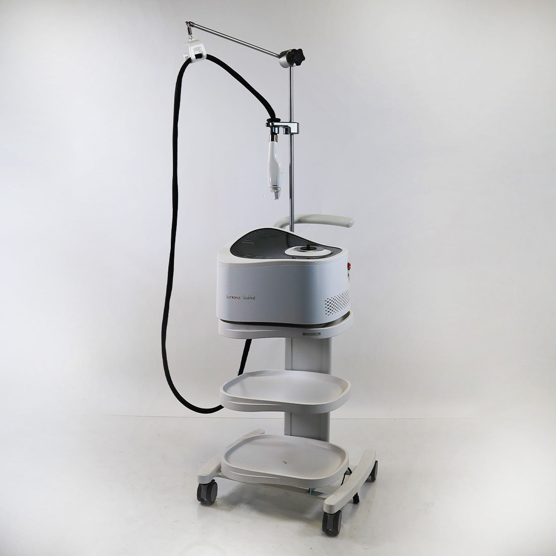 2016 Lutronic LaseMD Pro Fractional Skin Wrinkles Resurfacing Laser System