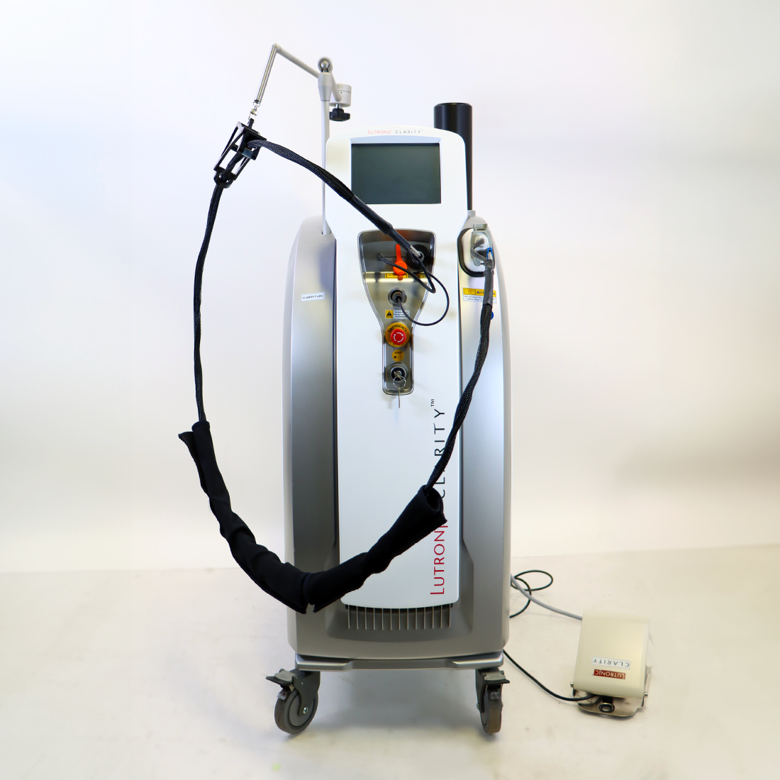 2015 Lutronic Clarity LPC Long Pulsed Alexandrite Nd:Yag Laser System