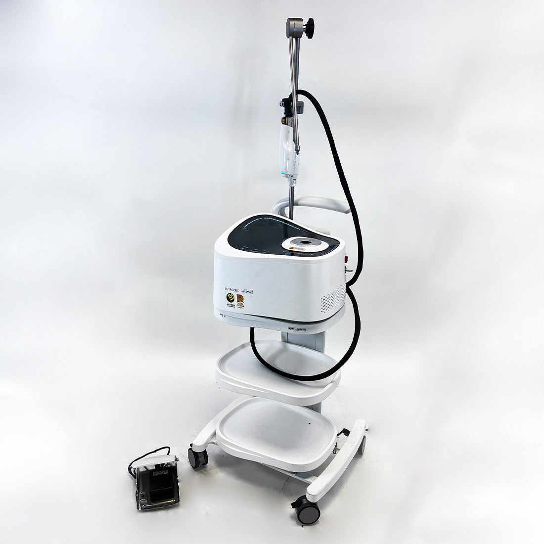 2018 Lutronic LaseMD Pro Fractional Skin Wrinkles Resurfacing Laser System