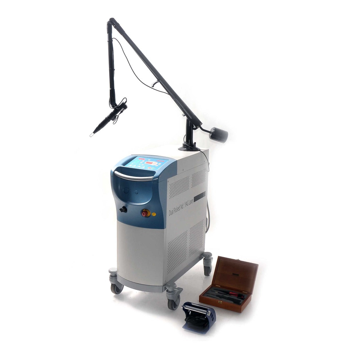 2008 Lutronic Spectra VRM III 3 Nd:YAG 1064/532 Laser Tattoo Hair Removal System