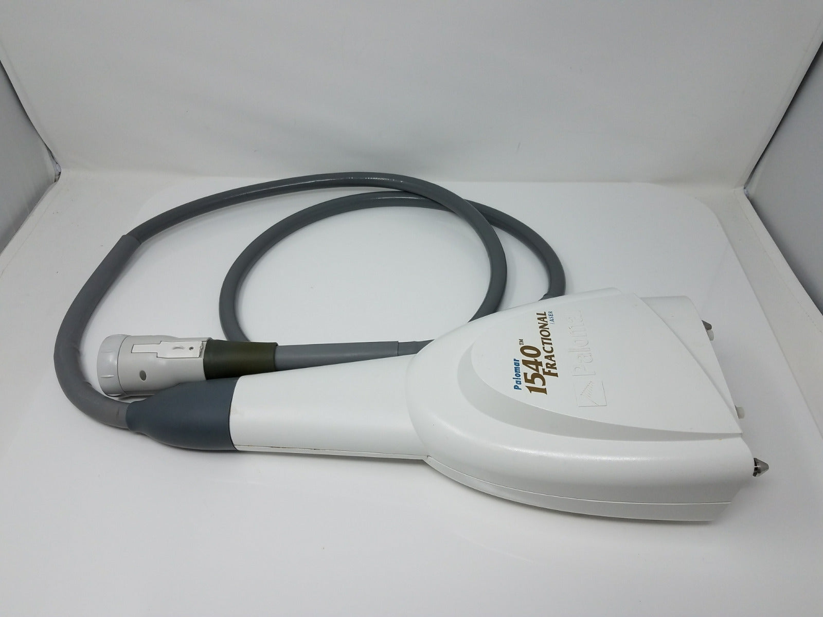 Icon Lux1540 FRACTIONAL LASER Handpiece Palomar Cynosure Lux 1540 Hand Piece