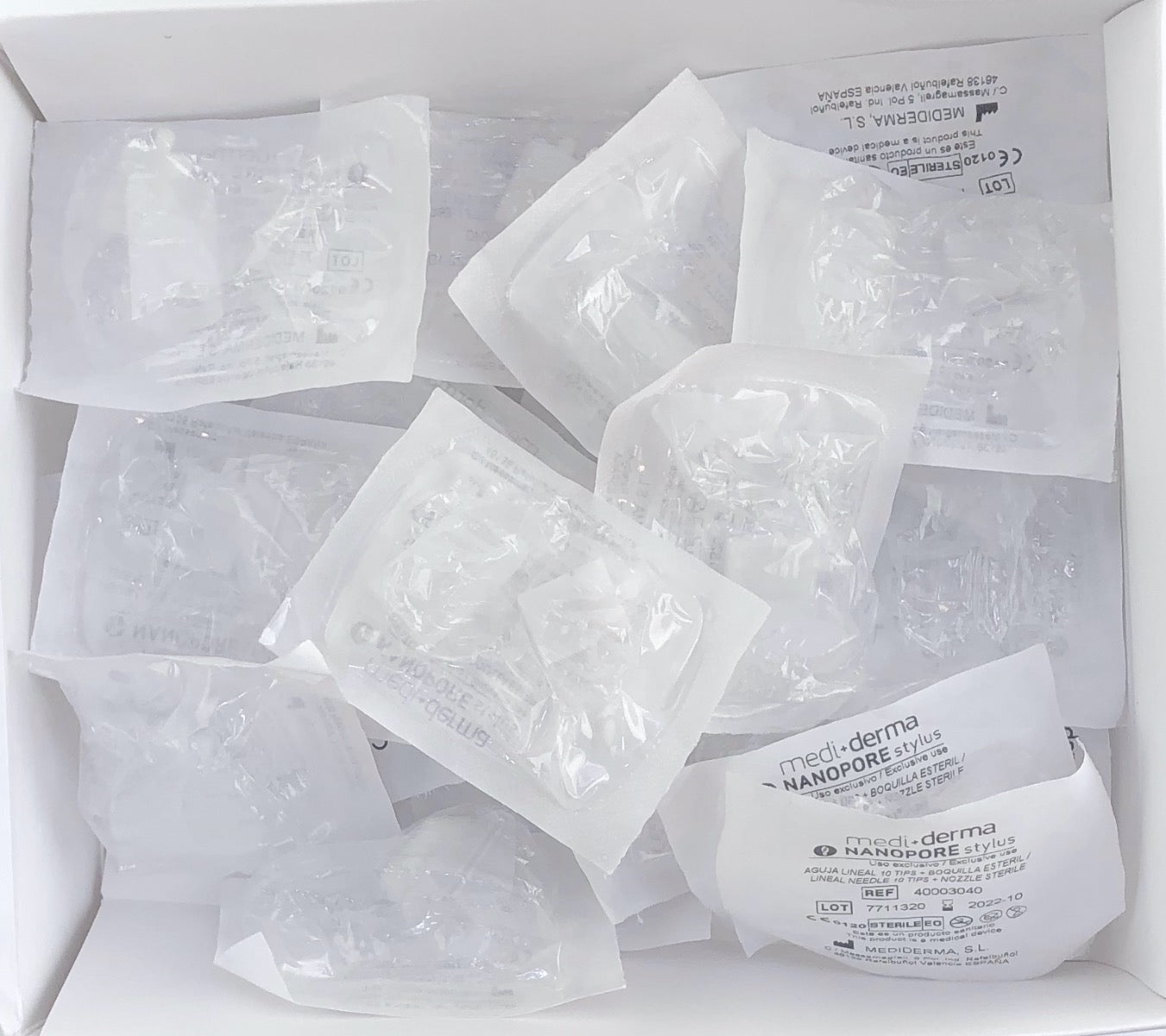 MediDerma Nanopore Stylus Sterile Linear 10 Pin Needle Tips + Nozzles 25 Pack