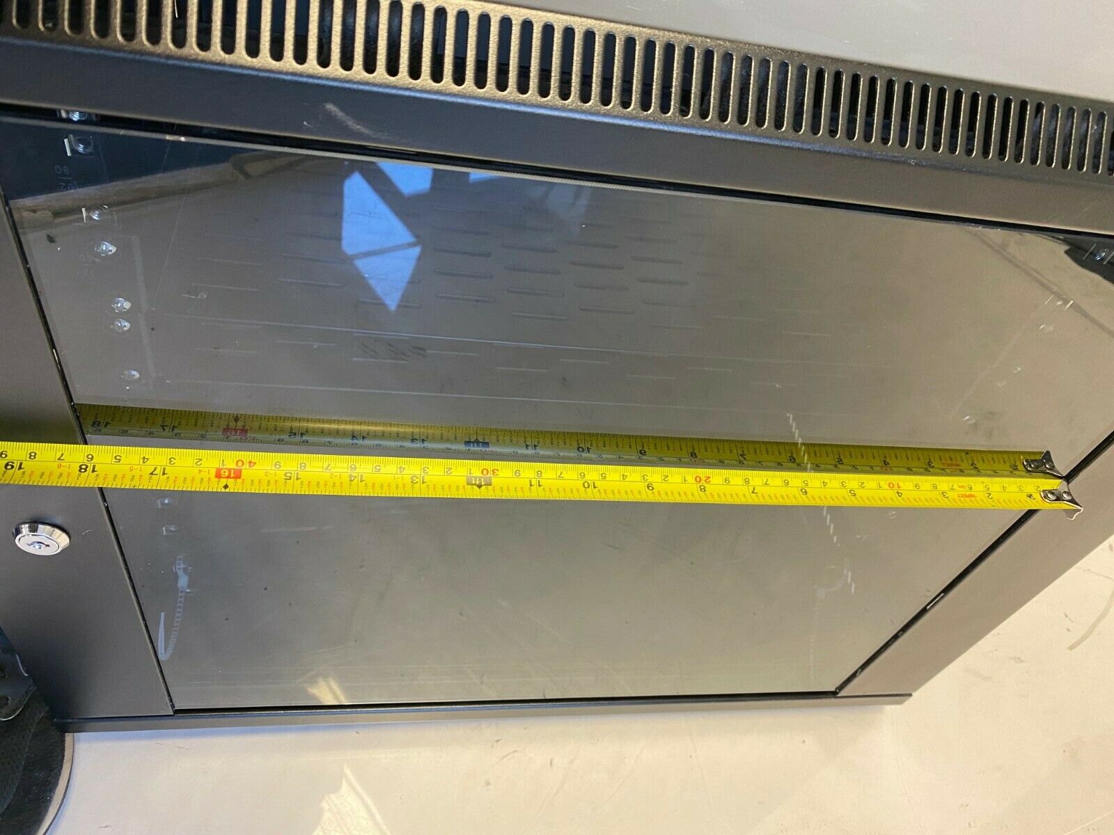 NavePoint 9U 600mm Depth Wallmount Networking Cabinet Black Used SOLD AS IS