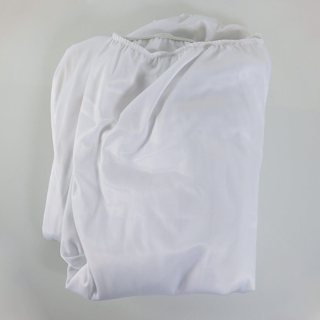 Quanta Systems Laser in Our DNA White Polyester Cover
