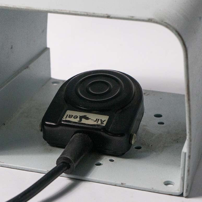 PALOMAR STARLUX Foot Pedal with AIR HOSE - ASSY 1520-1044 - Air Seal, Enclosed