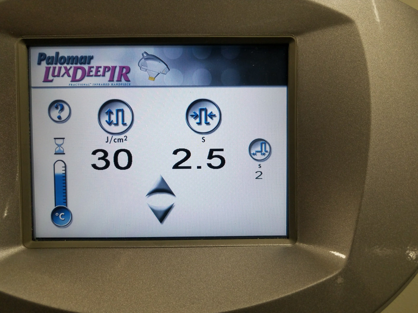 PALOMAR LuxDeepIR LASER Handpiece Lux Deep IR 2010 Fractional Infrared LOW SHOTS