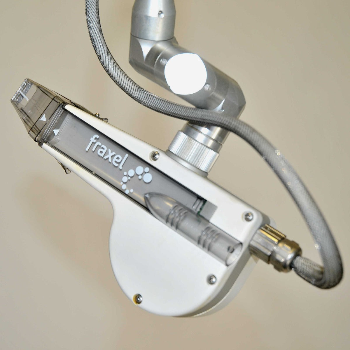 Reliant Fraxel RePair Re:Pair CO2 Fractional Skin Resurfacing Ablative Laser C02