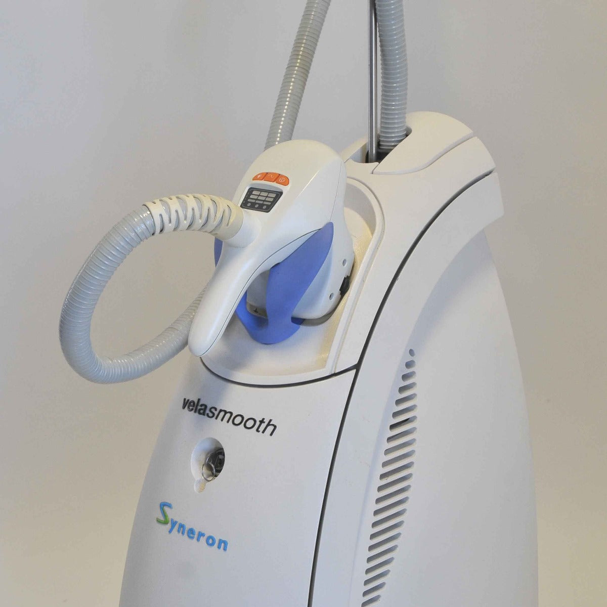 Syneron Vela Smooth Infrared RF Body Shaping Cellulite VelaSmooth Shaper ELOS