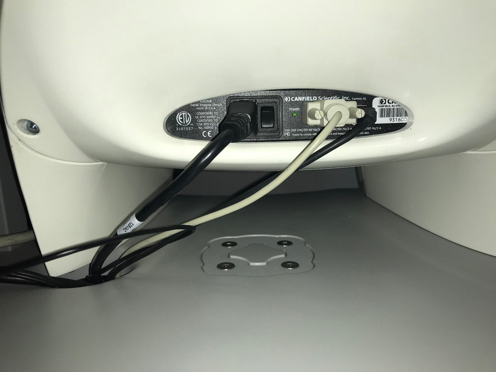 Canfield Visia Facial Imaging Skin Complexion Analysis Photo Booth Workstation